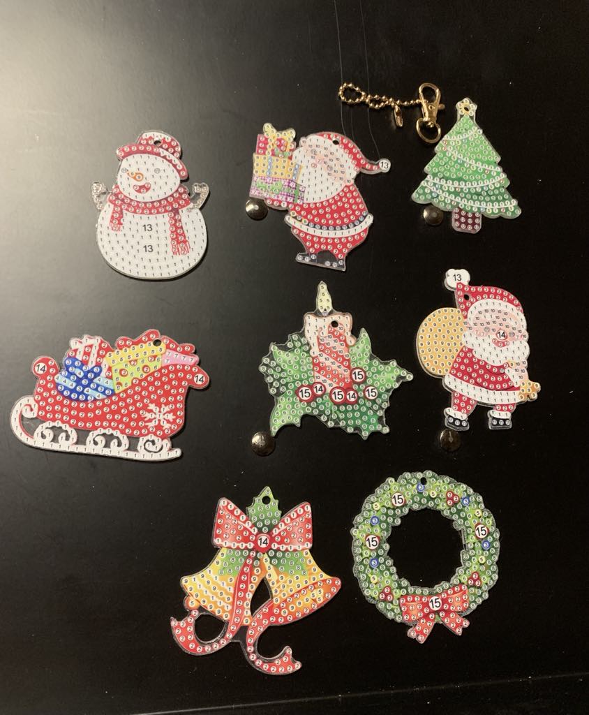CHRISTMAS KEYCHAIN SET #1