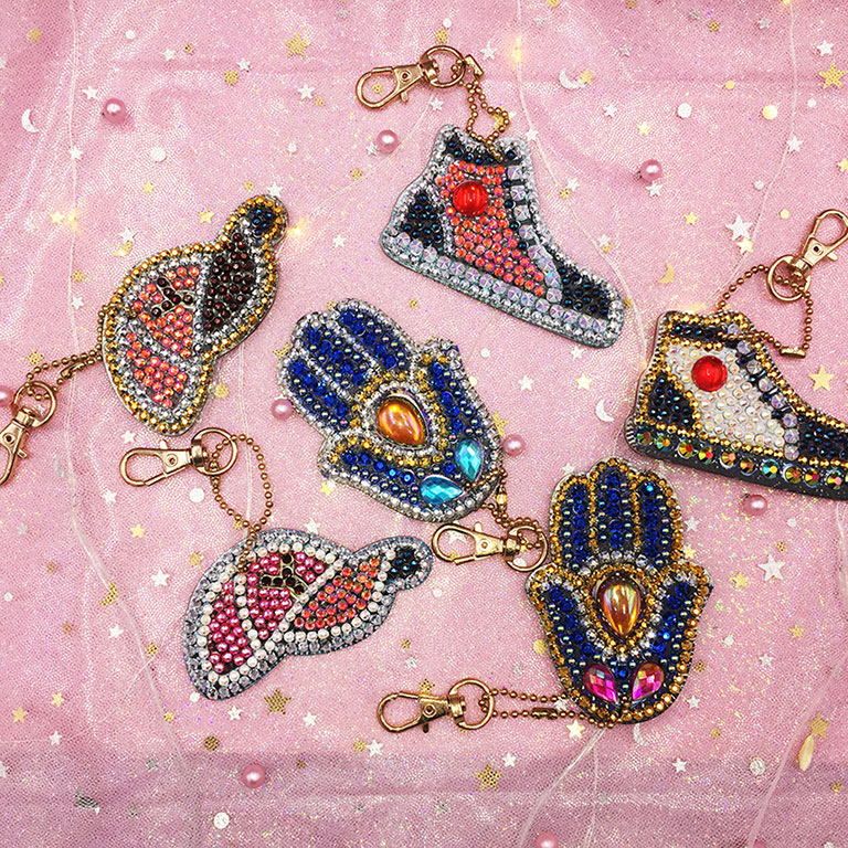 SHOE HAT KEYCHAIN SET